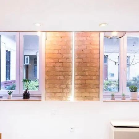 Stylish Natural With Sauna - Heroes Square Apartment