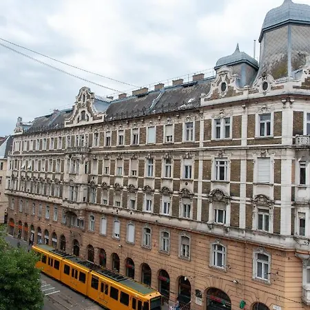 Ferenc Ring Panorama Apartment *