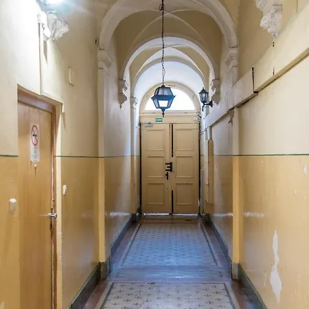 Ferenc Ring Panorama Апартаменты *