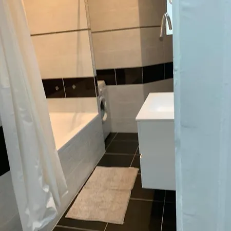 Apartment Budapest, Graf Teleki Laszlo Budapest