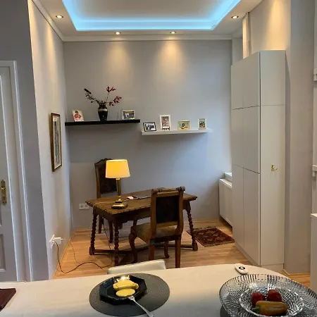 Apartment Budapest, Graf Teleki Laszlo Budapest
