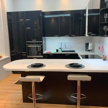 Budapest, Graf Teleki Laszlo Apartment Budapest