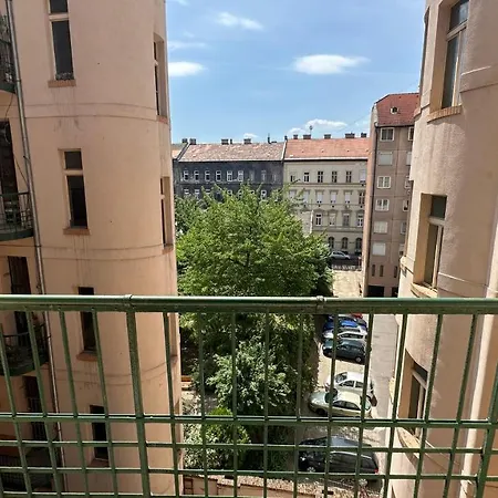 Budapest, Graf Teleki Laszlo Apartment
