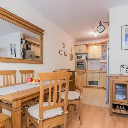 Apartment Cosy Pet-friendly Flat W Balcony @ Orczy Garden *
