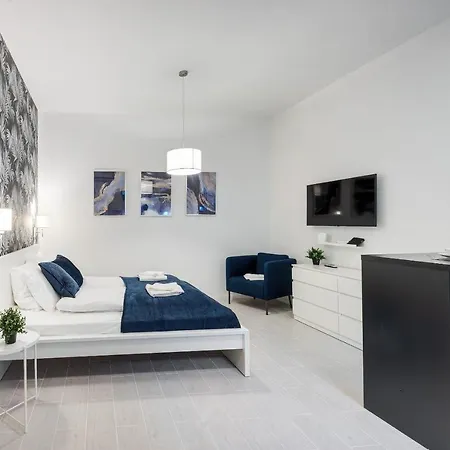 Apartment Modern In Authentic Area Budapest