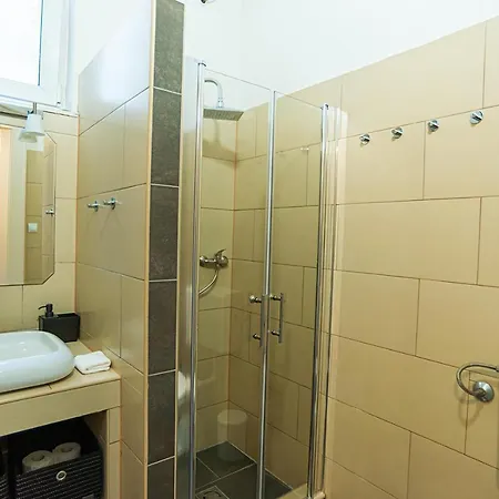Apartment Cosy Corner - Entire Near Oktogon Budapest
