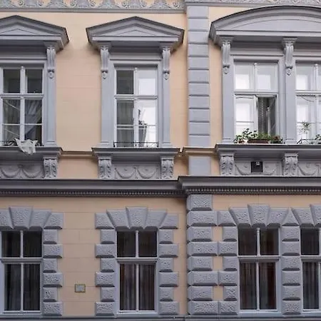 Silent Island - Beautiful Flat In Horanszky Str. Apartment Budapest