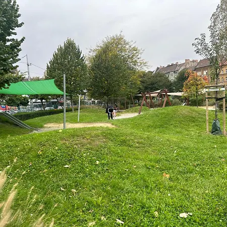 Budapest, Graf Teleki Laszlo