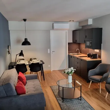 Rivercity Apartment *