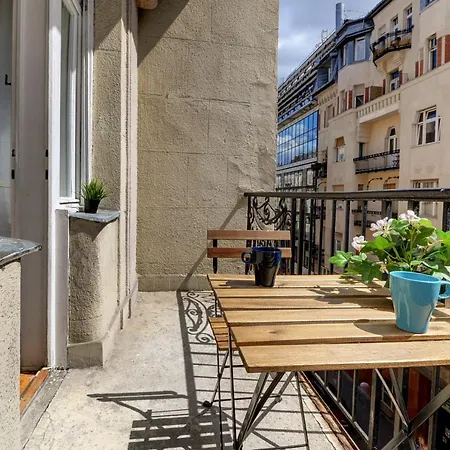 Akacfa 7 Two Bedroom Budapest
