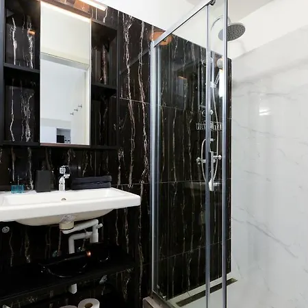 Apartment Akacfa 7 Two Bedroom *
