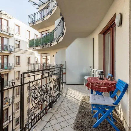 Apartment Cozy In The Heart Of With Terrace And Tub Budapest