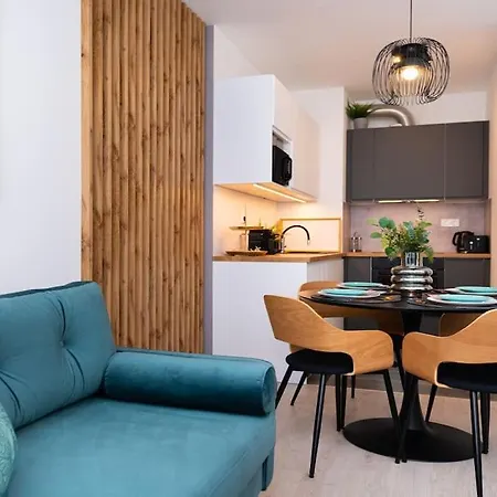 Chic207 Retreat: Modern 1br Gem With Parking By Nw Budapest