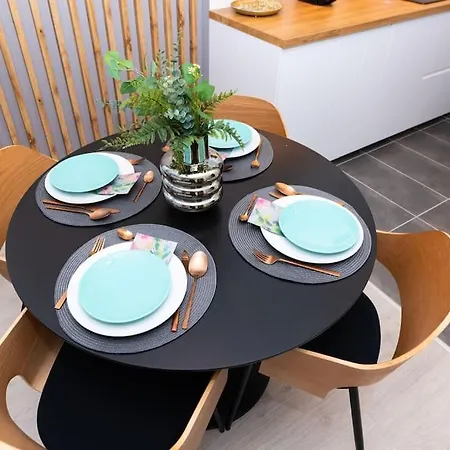 Chic207 Retreat: Modern 1br Gem With Parking By Nw