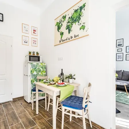 Sun-splashed Retreat In The Heart Of A Vibrant Quarter