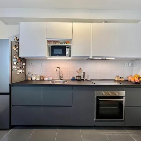 Beautiful Place Apartment *