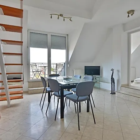 Apartment Buda House 4 *