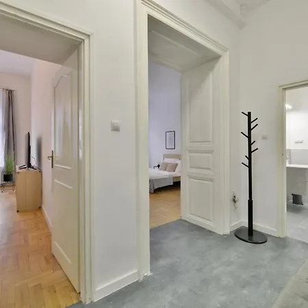 Apartment Central Newly Built Apartment, Aradi Budapest