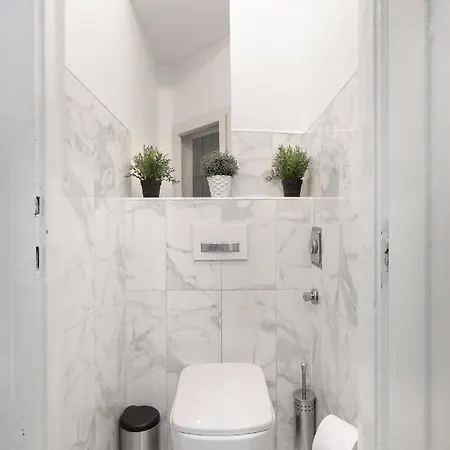 Gde Kiraly 51 Apartment *