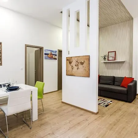 Designer Dream In The Ruin Bar District W A/c Apartman *