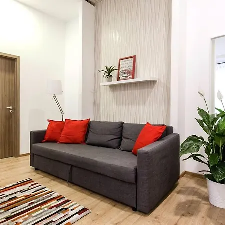 Designer Dream In The Ruin Bar District W A/c Apartman