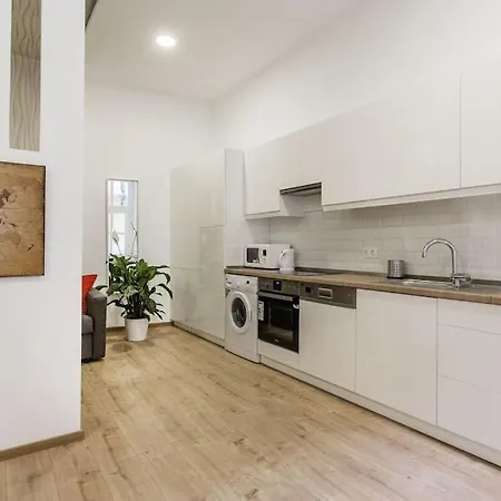 Designer Dream In The Ruin Bar District W A/c Apartman *