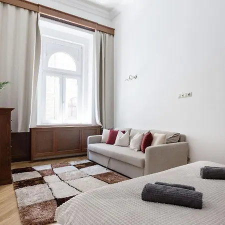 Apartment Luxe, Historic Downtown Landmarks 19 Century *