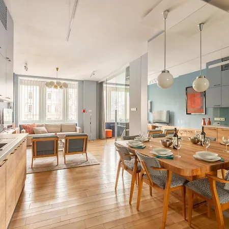 Bauhaus Luxury 2-bedroom In The Absolute Center * 부다페스트