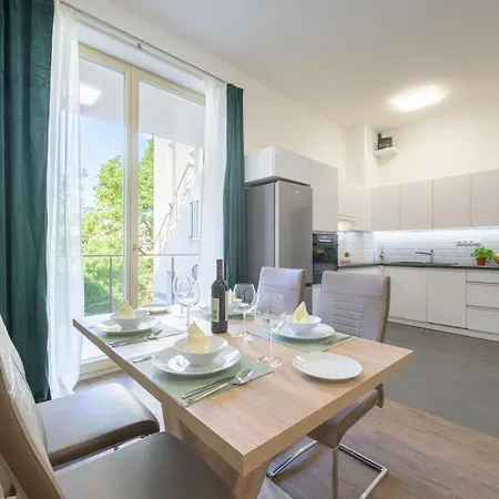 Millenium Island Apartment *