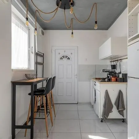 Apartment Cozy And Stylish In The Ruin Bar District