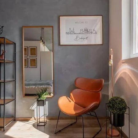 Cozy And Stylish In The Ruin Bar District Budapest