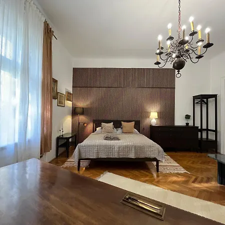 Διαμέρισμα Hillside Luxury With Free Garage *