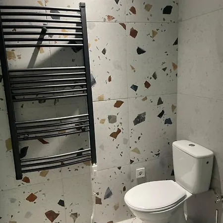 Mirror * Βουδαπέστη
