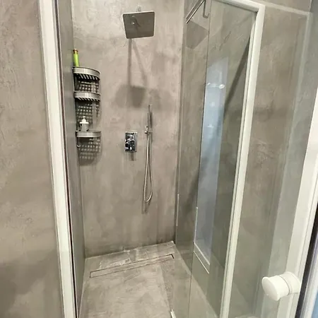 Dream Romance Residency - Finnish Sauna Budapest
