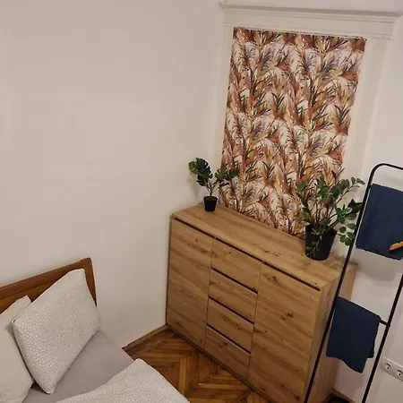 Gellerico At Horanszky Street * Budapešť