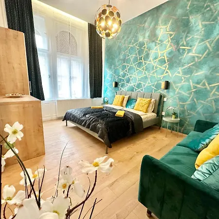 Luxory Design Apartment#bakats#freeparking#8ppl Appartamento