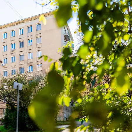 Ujbuda Rest With Air Condition And Balcony Apartment