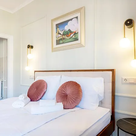 Ujbuda Rest With Air Condition And Balcony * Budapest