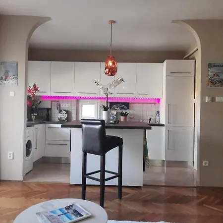 Apartment Luxury Suny Flat With Excellent Location *