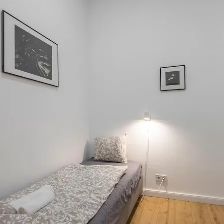 Appartement Grand With 5bedrm 2bathroom