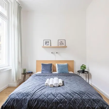 Appartement Grand With 5bedrm 2bathroom