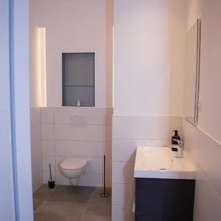 Apartament Luxury Cozy 2 Bdr Downtown Apt.5 *