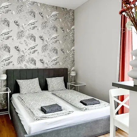 Apartment T32 Modern