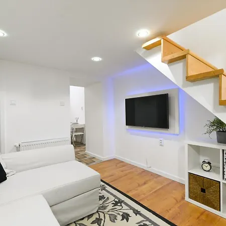 Charming In Damjanich Str., Lucas Apartment *