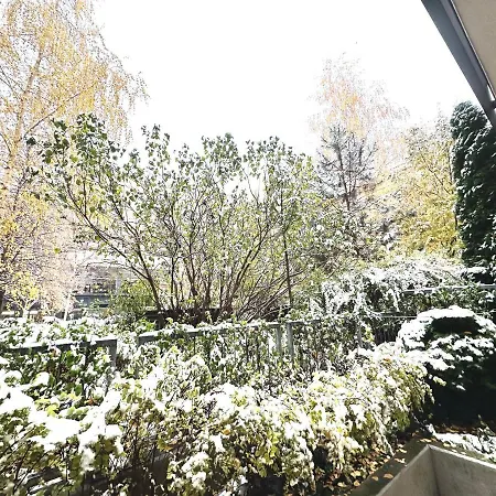 Flowers Apartman Appartamento Budapest
