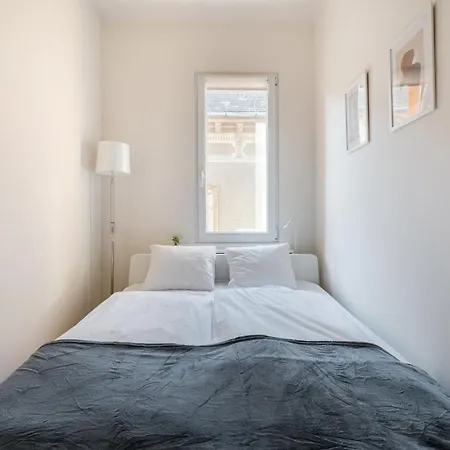 Liget Apartment *
