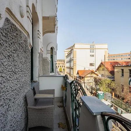 Apartment Court Crossing Budapest