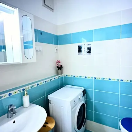 Appartamento Flowers Apartman