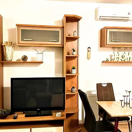Flowers Apartman Appartamento *