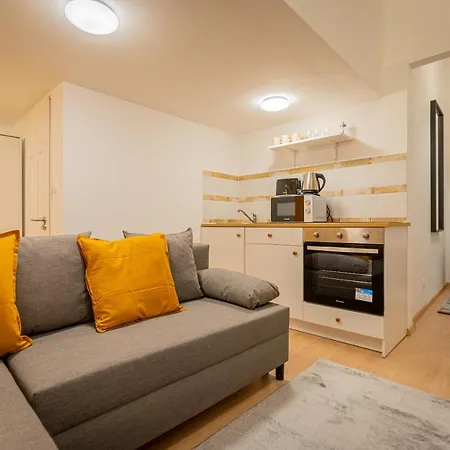 Cosy Downtown Flat In Budapest, Lisa